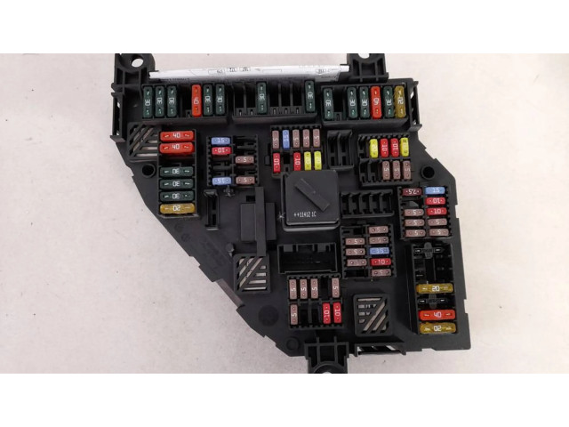 Pojistková skříňka 925281301 BMW 5 GT F07 2012