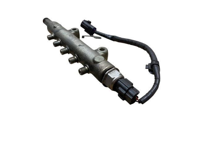 Vstřikovací lišta 11H04857, 0640 Mitsubishi Pajero 4M41