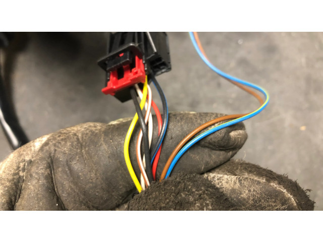 Zpětné zrcátko  Audi A5 8T 8F 2011  8T8857410, 6PIN  