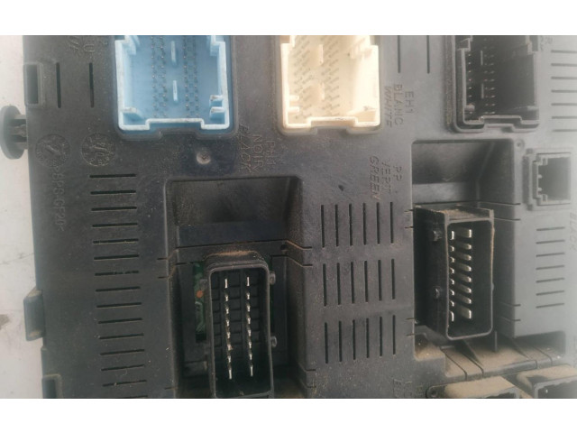 Блок предохранителей 9656530980 Citroen C4 I