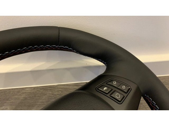 Volant BMW 1 E81 E87 2008