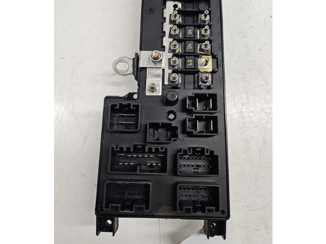 Блок предохранителей 30728008, 518829106 Volvo XC90