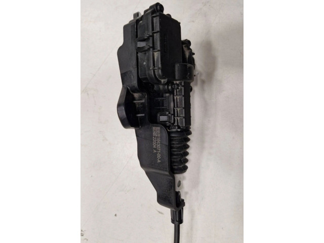 Замок багажника 150039700e Tesla Model 3 2017 - года