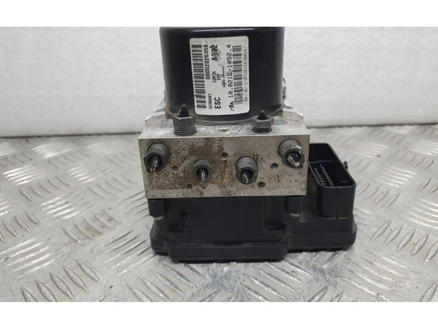 Блок АБС 52026358, 10021210524   Opel  Corsa E  2014-2019 года