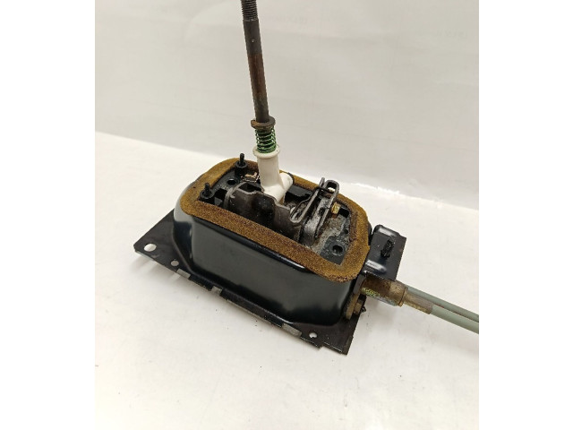 Рычаг переключения передач 357711789C Volkswagen Golf III