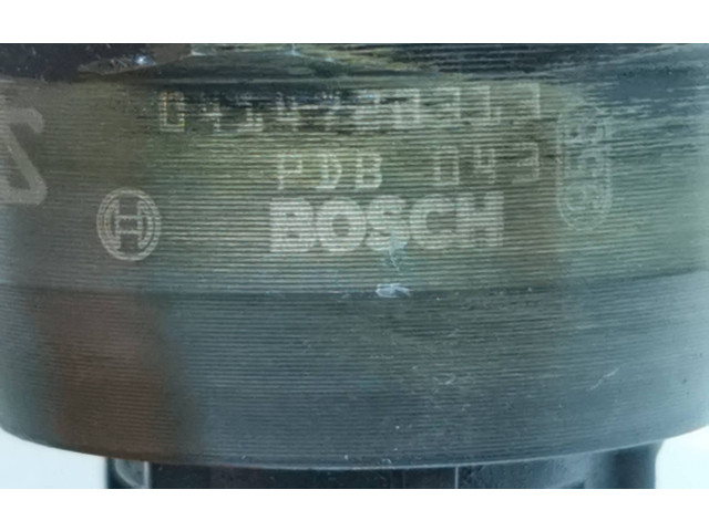 Форсунка 038130073b, 32372fr    Audi A3 S3 8P  BLS 