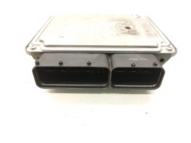 Řídící jednotka 03G906021PC Volkswagen Caddy 2008