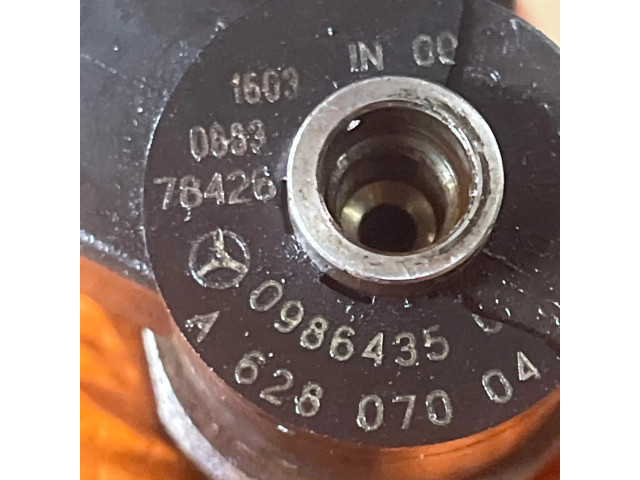 Vstřikovač 0986435044 Mercedes-Benz S W220 pro naftový motor 4.0 628960