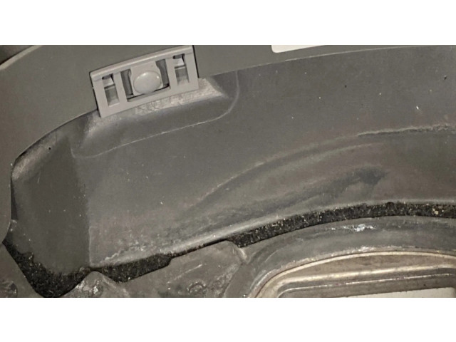 Руль Chrysler Voyager  2001-2004 года 61678343      