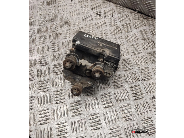 Блок АБС 1k0907379p Volkswagen Golf Plus 2005 - 2013 года