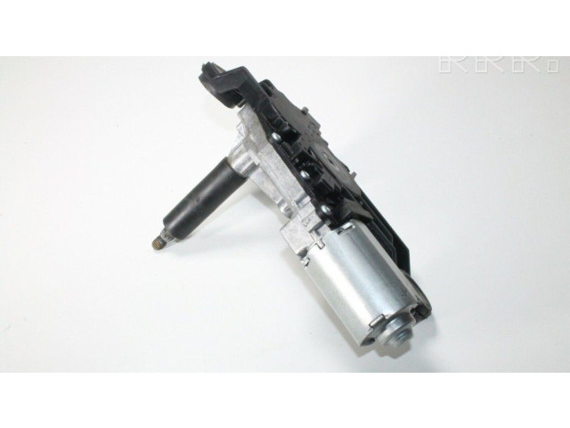 Моторчик заднего дворника 0390201884    Volvo V60