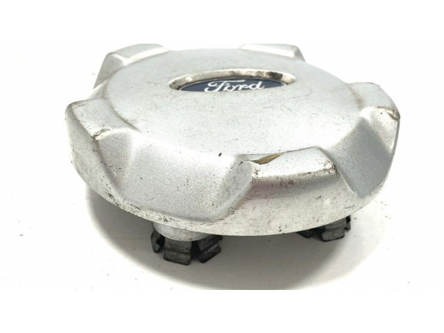 Заводская крышка (крышки) от центрального отверстия колеса