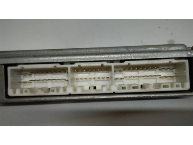Řídící jednotka 8966105390 Toyota Avensis T220 1998