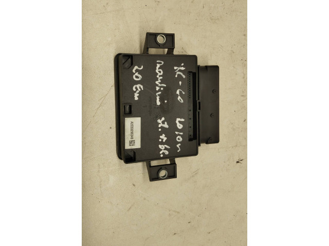 Модуль управления ручным тормозом Volvo XC60 2009 - 2013 года