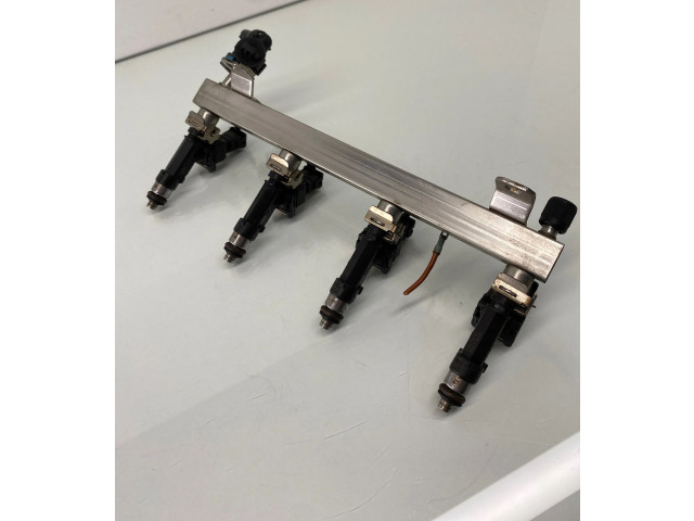 Комплект форсунок 55572731, 0280151258    Opel Meriva B   