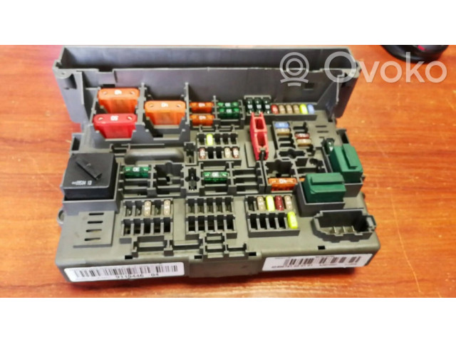 Блок предохранителей 9119446 BMW 1 E81 E87