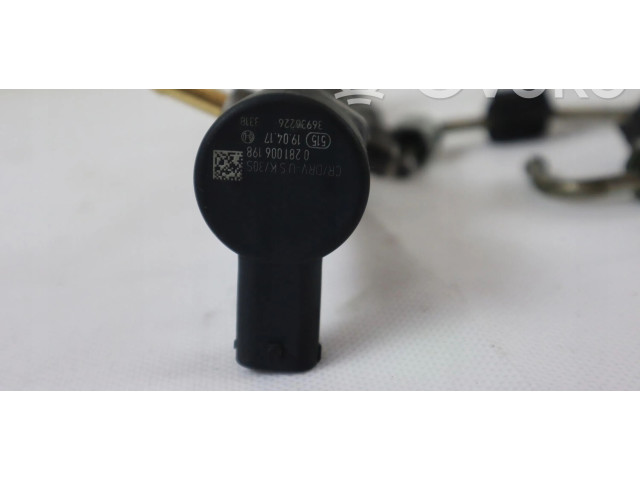 Топливная рампа    Jeep Cherokee  