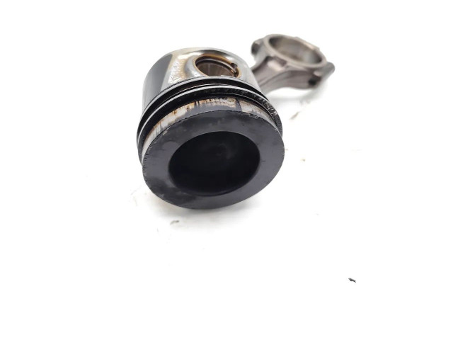  Поршень с шатуном CBDC CBDC  Volkswagen Passat Alltrack  