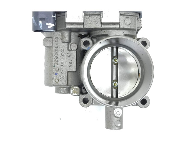 Моторчик заднего дворника 8V0955711C, VALEO    Cupra Formentor