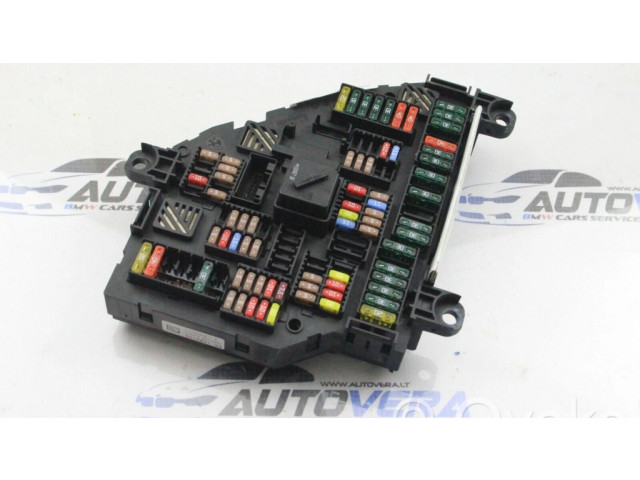 Pojistková skříňka 9210857 BMW 7 F01 F02 F03 F04 2010