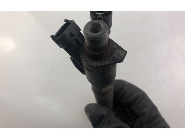 Форсунка 31303238, E4232    Volvo V70   