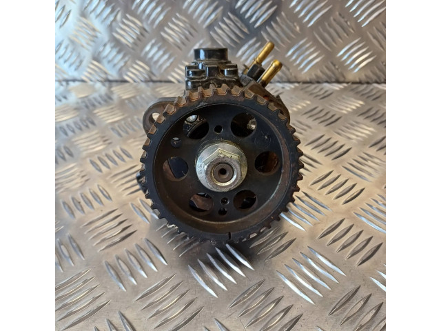 Топливный насос