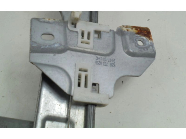 Рулевая рейка Передний механический механизм для подъема окна 82007338250, 82007338250 Dacia Sandero - года