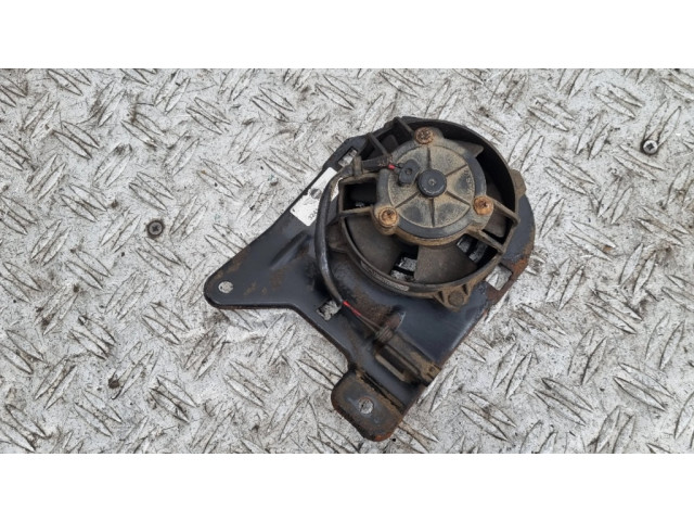 Вентилятор радиатора     6774702, 32416774702    Mini One - Cooper Cabrio R52 1.6