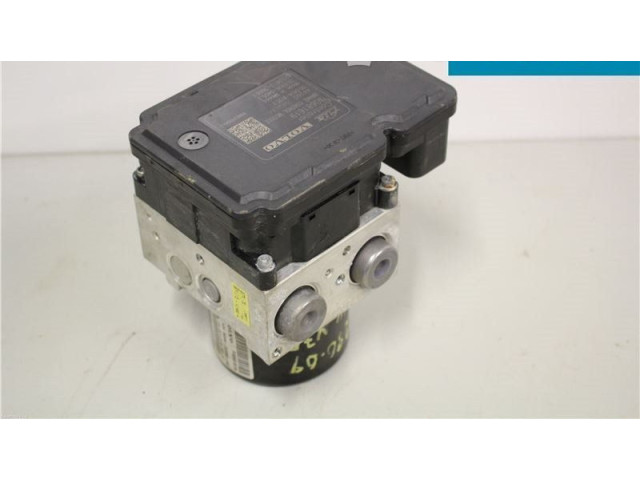 Блок управления АБС 31329140, 8G9N2C405AC   Volvo V70