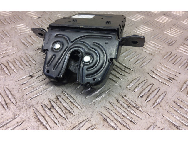 Zámek zadních dveří FK72-442A66-AC   Land Rover Discovery 5 2016