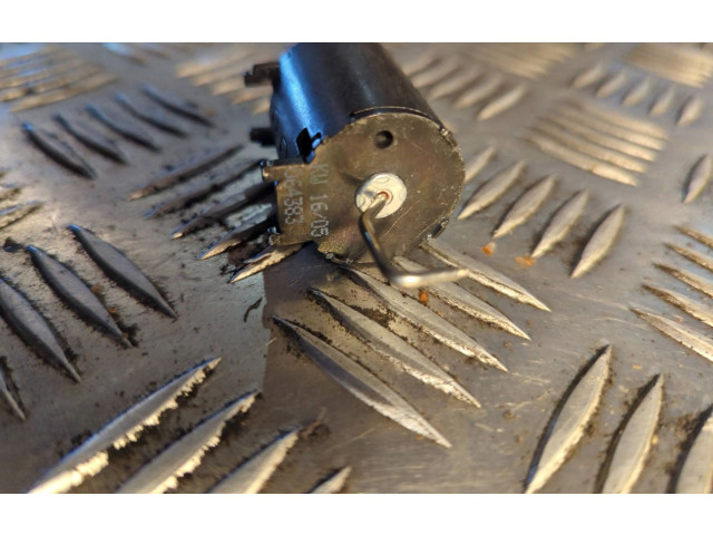 Двигатель очистителей       Mercedes-Benz C W203  2000 - 2007 года   