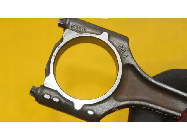 Píst 082272 Audi A3 S3 8V