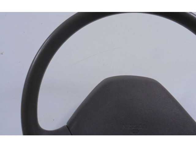 Volant Nissan Micra 1991