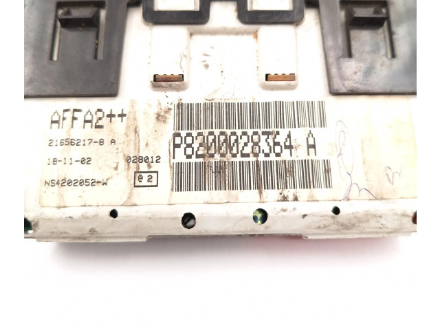 Дисплей    P8200028364A, 216562178A   Renault Clio II