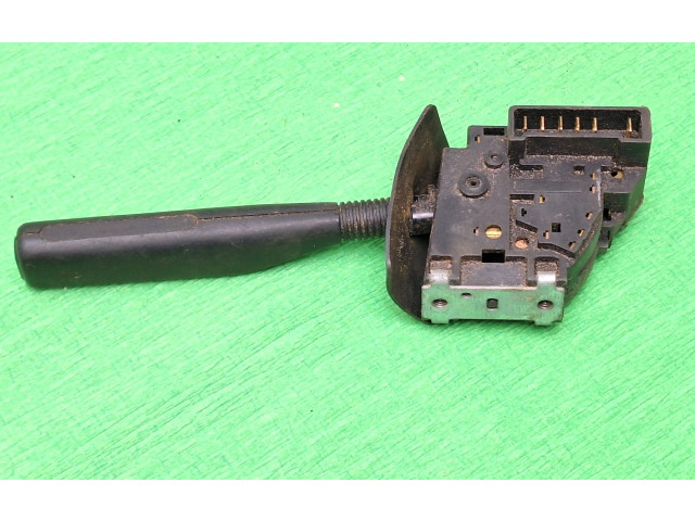 Ручка стеклоочистителей 510033582001   Peugeot 104