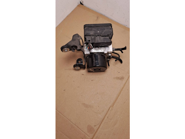 Блок АБС 30681619, 61020500036 Volvo V70 2008 - 2013 года