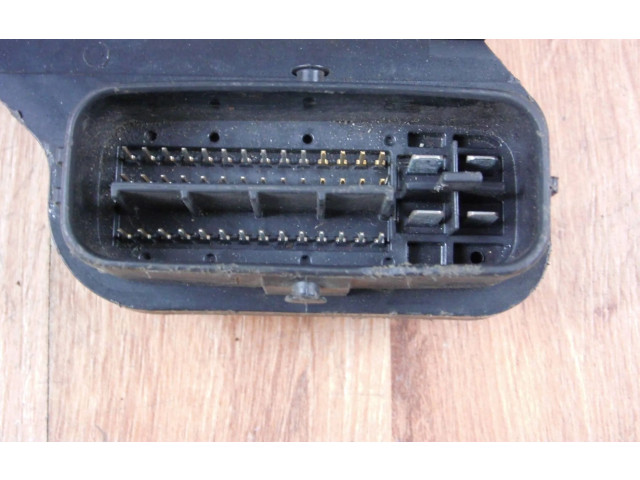 Блок АБС 8954153110, 4454053240 Lexus IS 200-300 1999 - 2005 года