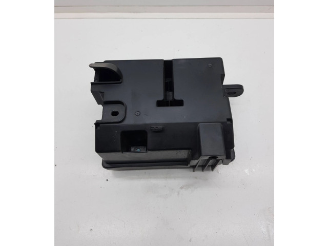 Блок предохранителей 243809977R, 243125479R Dacia Spring