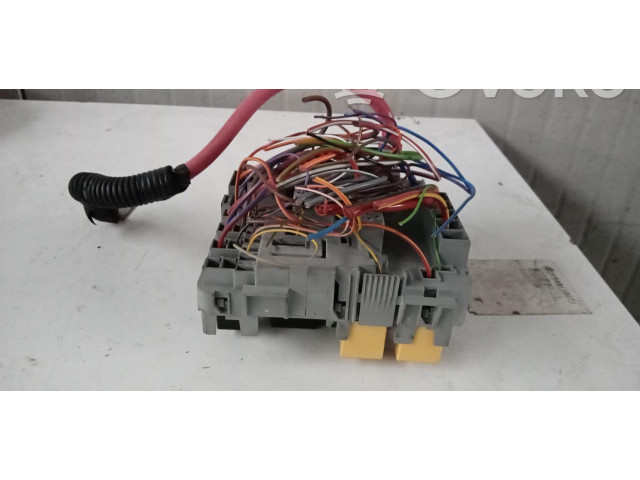 Блок предохранителей 52028777, 52028777 Alfa Romeo Giulietta