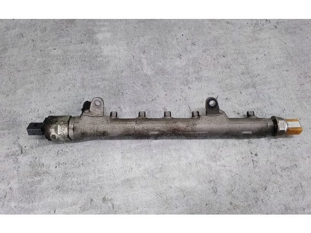 Топливная рампа 03L089H Volkswagen Golf VI для двигателя CAYC