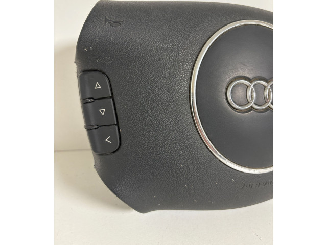 Подушка безопасности водителя 8P0880201E   Audi A6 S6 C5 4B