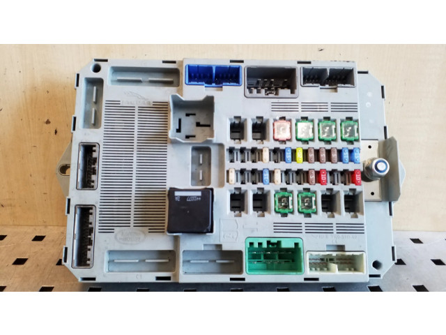 Блок предохранителей CX2314D628AE Jaguar XF X250
