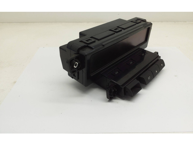 Дисплей    957101H700   KIA Ceed