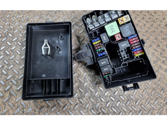 Pojistková skříňka 5Q0907361D Volkswagen Tiguan Allspace 2022