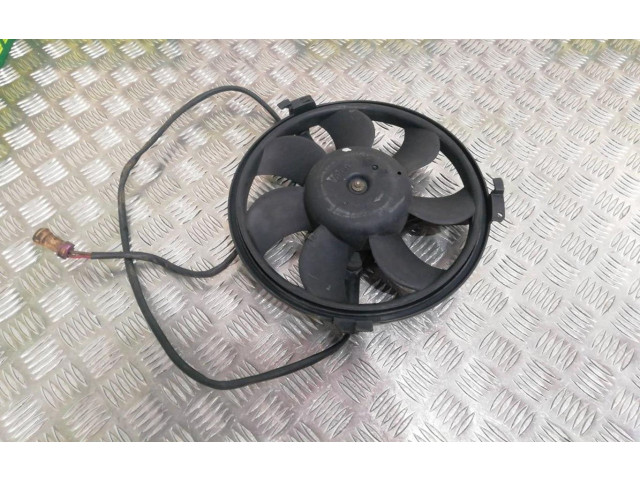 Вентилятор радиатора Volkswagen PASSAT