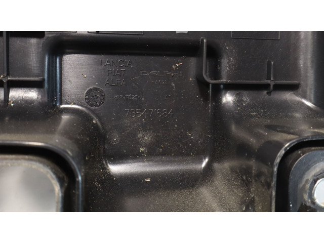 Блок предохранителей 735419793 Fiat Grande Punto