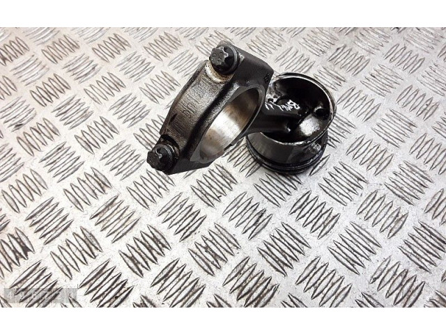 Píst n47d16a BMW 1 F20 F21