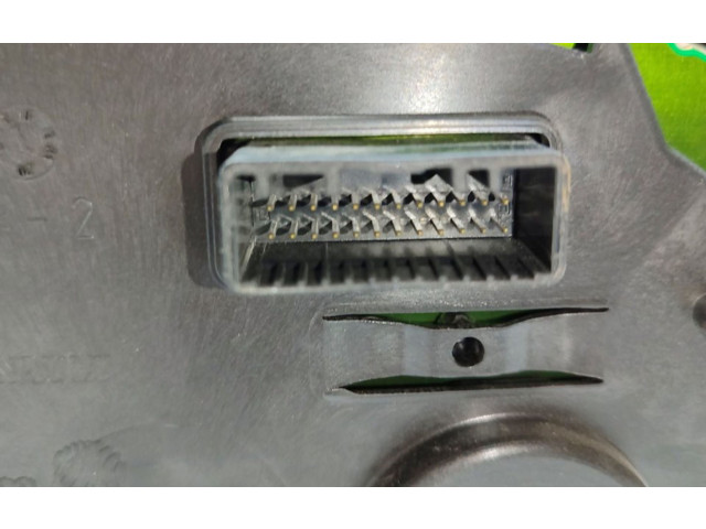 Панель приборов 248101601R Dacia Sandero