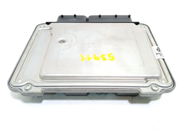 Řídící jednotka 03G906021AQ, 0281012390 Volkswagen Caddy 2006