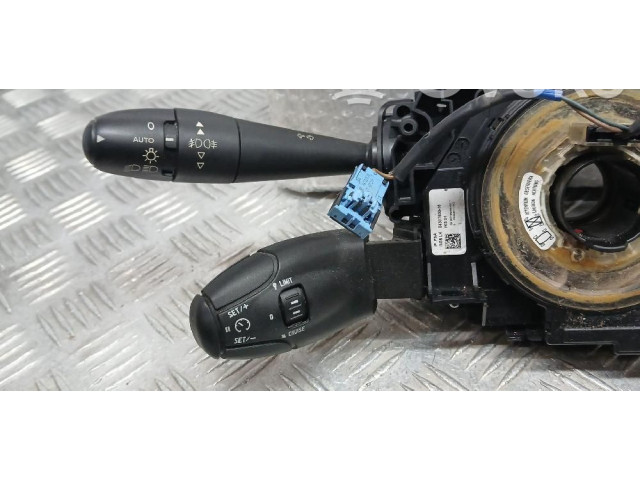 Ручка стеклоочистителей 96667319XT, 10022804   Peugeot 5008